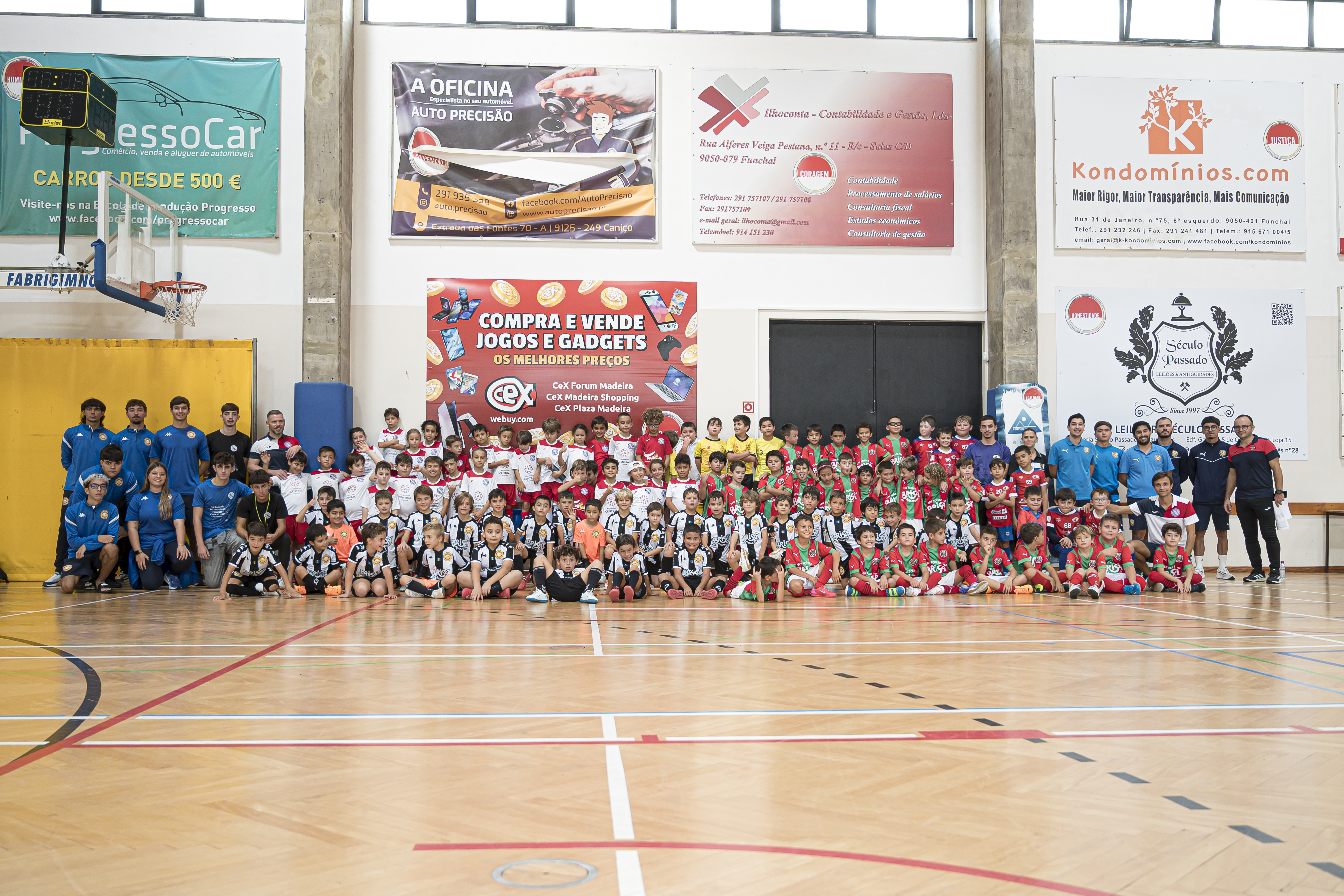 "Trapalhança" - Futsal: competição e alegria às dezenas
